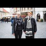 Rosana Cade: Hoditi:Držati